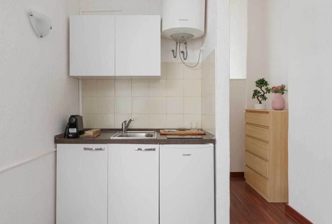 1 Bedroom Apt - Duomo 4 Милан Экстерьер фото